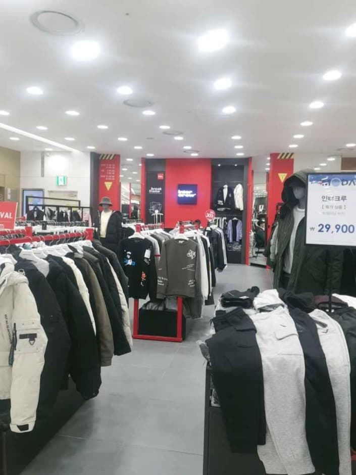 Intercrew - MODA Outlet Incheon Branch [Tax Refund Shop]  (인터크루 모다아울렛 인천점)(인터크루 모다아울렛 인천점)
