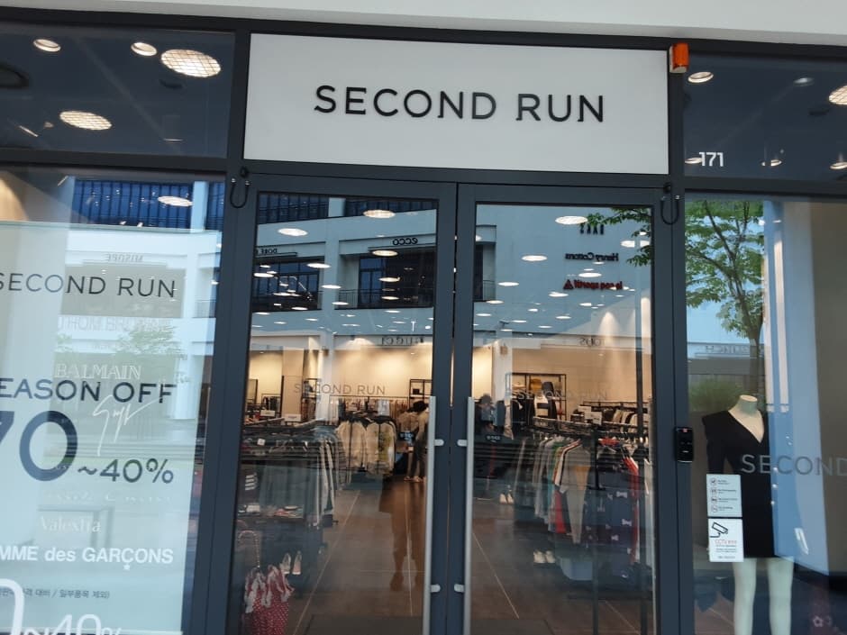 Second Run - Hyundai Premium Outlets Gimpo Branch [Tax Refund Shop](세컨드런 현대 프리미엄아울렛 김포점)