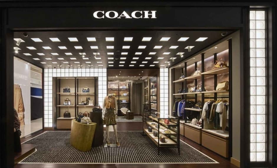 Coach - Lotte Premium Outlets Giheung Branch [Tax Refund Shop](코치 롯데프리미엄아울렛 기흥점)