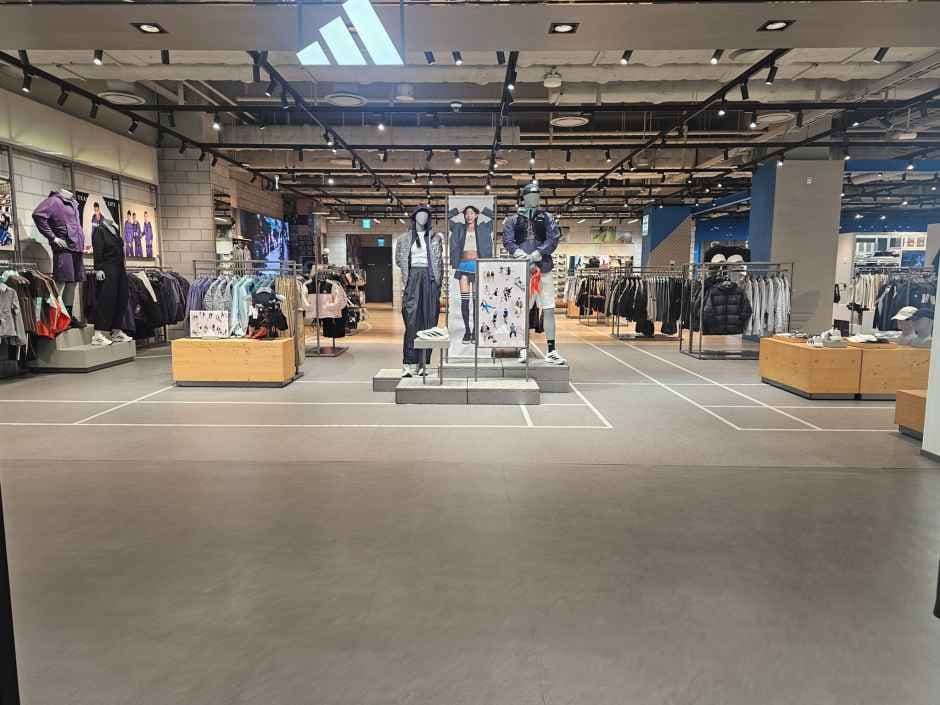 Adidas - Lotte Mall Gwangmyeong Branch [Tax Refund Shop](아디다스 롯데몰 광명점)
