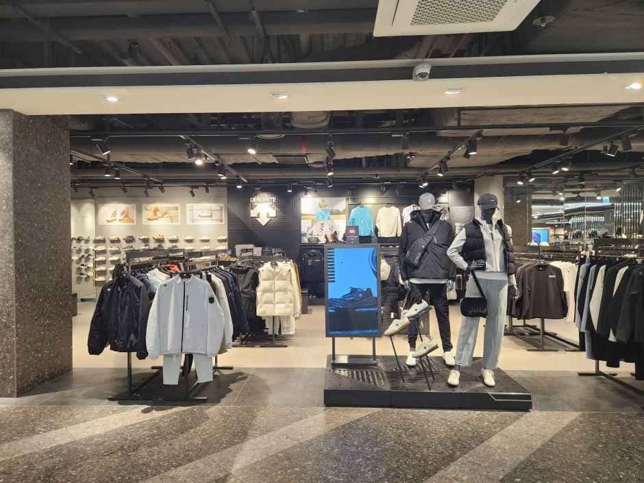 Descente - NC Singuro Branch [Tax Refund Shop](데상트 NC 신구로점)