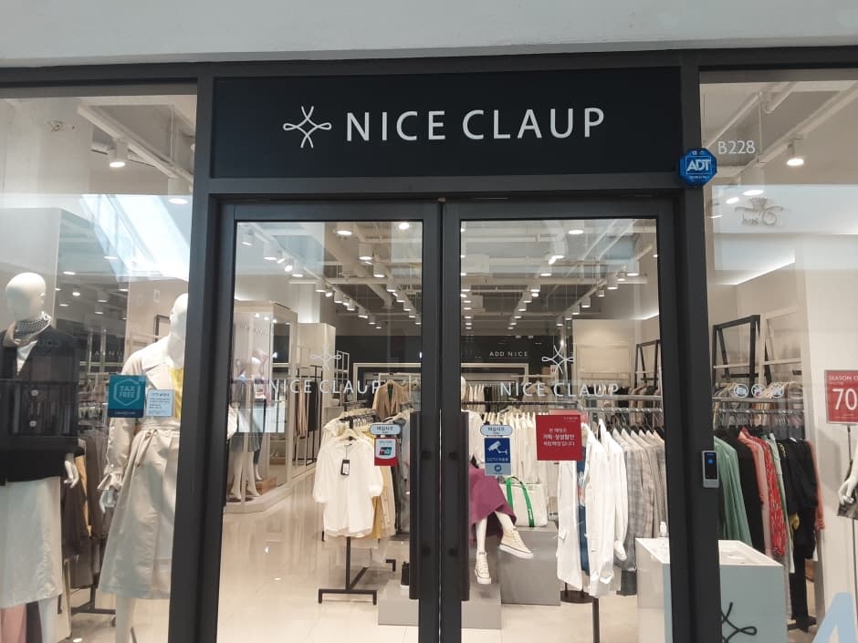 Nice Claup - Lotte Premium Outlets Dongbusan Branch [Tax Refund Shop](나이스클랍 롯데프리미엄아울렛 동부산점)