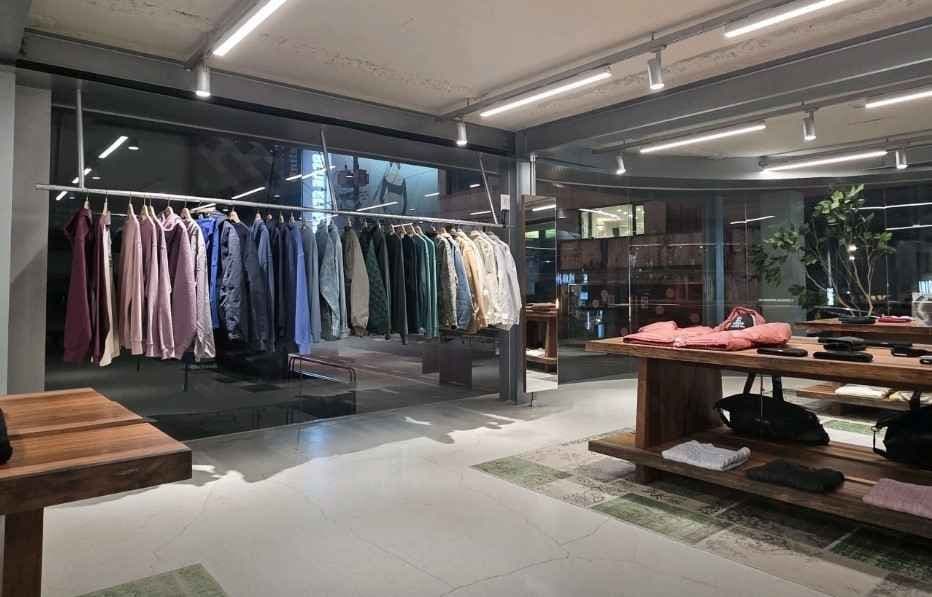 Carhartt WIP Sinsa Branch[Tax Refund Shop](칼하트WIP 신사점)