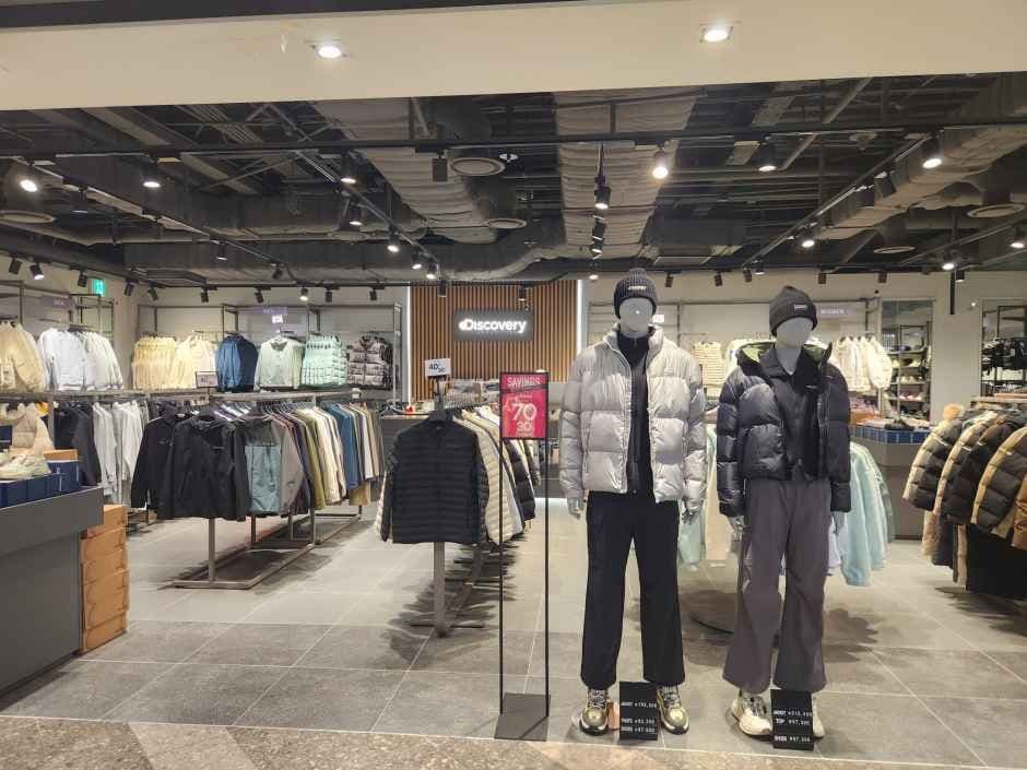 Discovery - NC Singuro Branch [Tax Refund Shop](디스커버리 NC 신구로점)