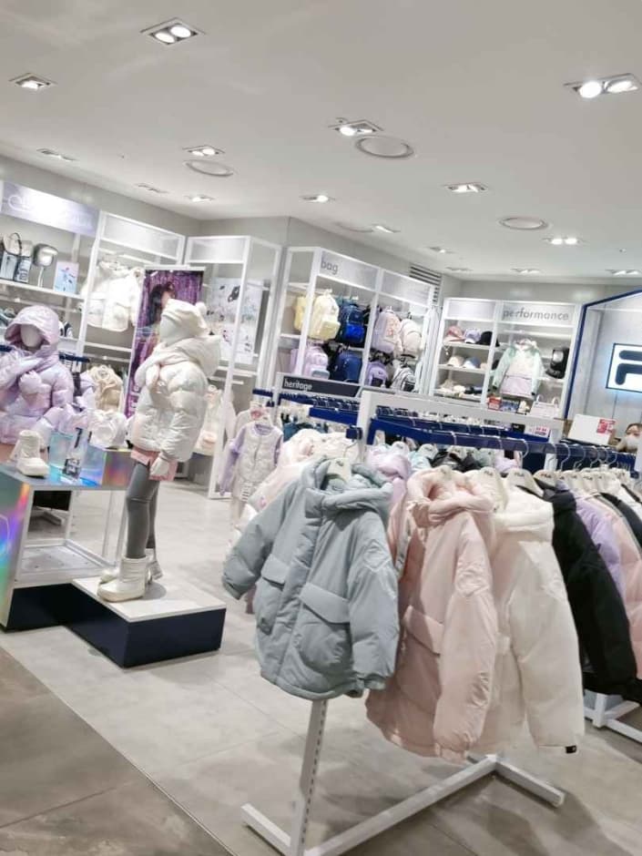 Fila Kids - NC Singuro Branch [Tax Refund Shop](휠라키즈 NC 신구로점)