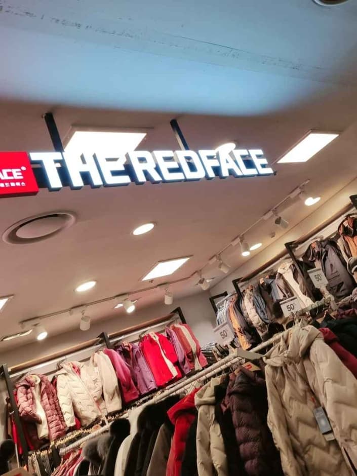 The Redface - Newcore Outlets - Pyeongchon Branch [Tax Refund Shop](레드페이스 뉴코아아울렛 평촌점)