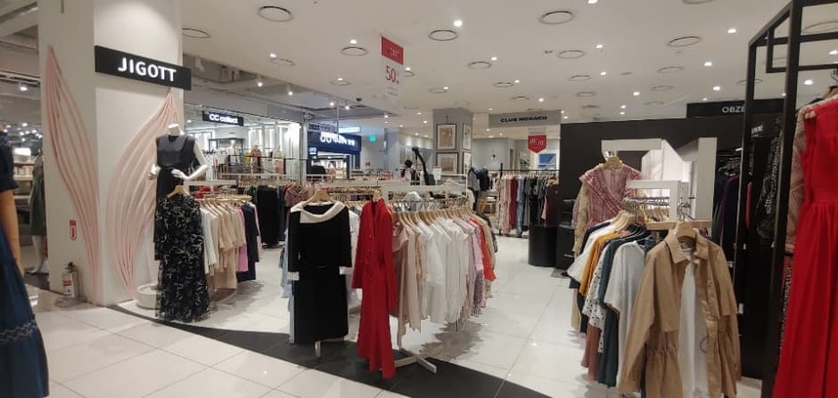 Jigott - Lotte Outlets Seoul Station Branch [Tax Refund Shop](지고트 롯데아울렛 서울역점)