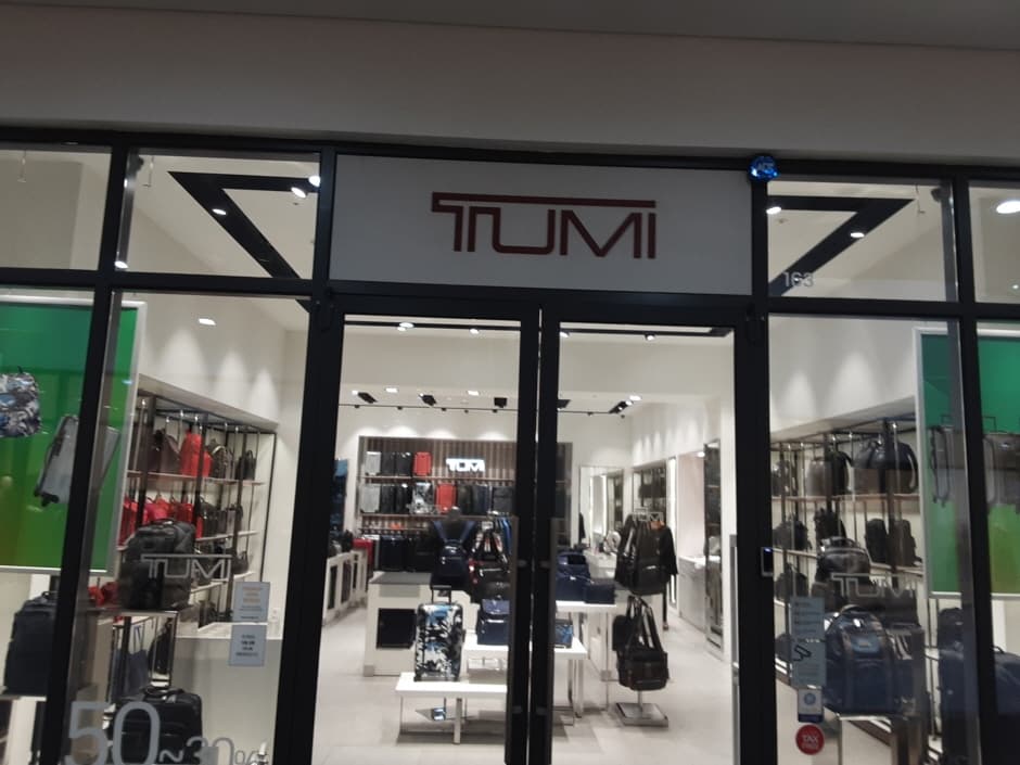 Tumi - Hyundai Premium Outlets Gimpo Branch [Tax Refund Shop](투미 현대프리미엄아울렛 김포점)