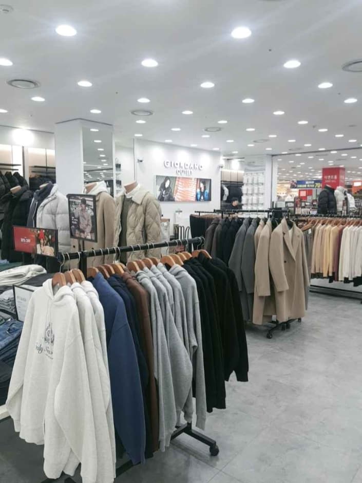 Giordano - MODA Outlet Incheon Branch [Tax Refund Shop]  (지오다노 모다아울렛 인천점)(지오다노 모다아울렛 인천점)