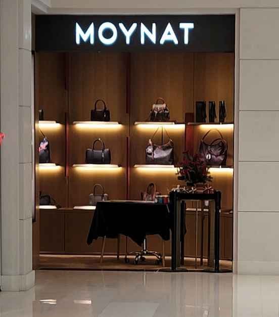 MOYNAT - Shinsegae Department Store Gangnam Branch [Tax Refund Shop](모이나 신세계백화점 강남점)