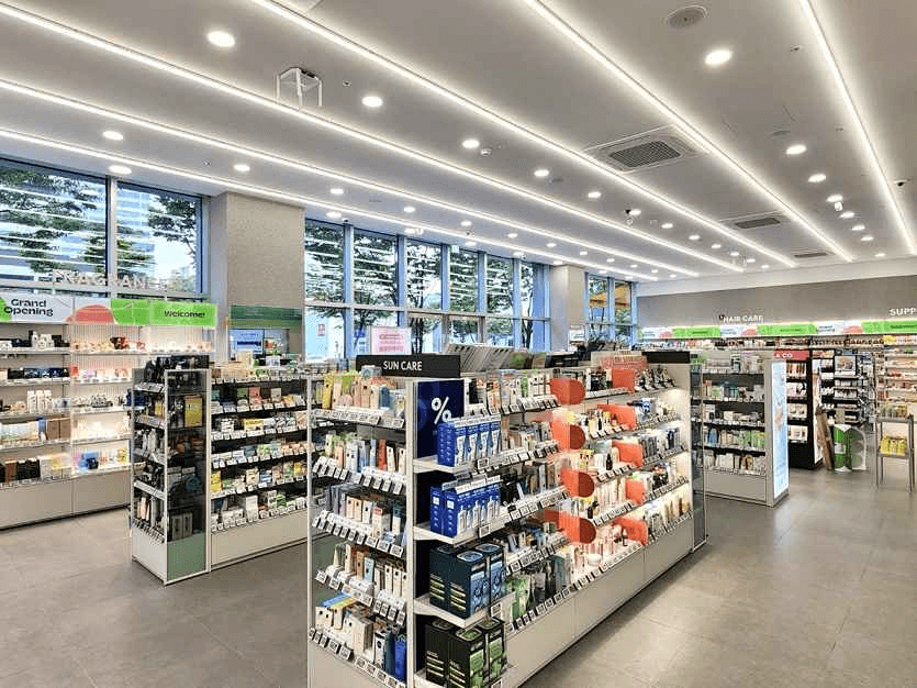 Olive Young Suwon Mangpo Branch [Tax Refund Shop](올리브영 수원망포사거리점)