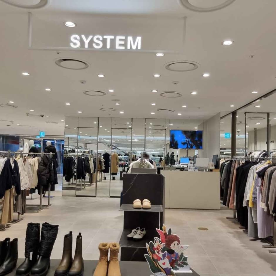 System - Lotte Outlets Seoul Station Branch [Tax Refund Shop](시스템 롯데아울렛 서울역점)