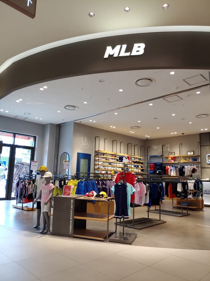 MLB - Lotte Premium Outlets Giheung Branch [Tax Refund Shop](MLB 롯데프리미엄아울렛 기흥점)