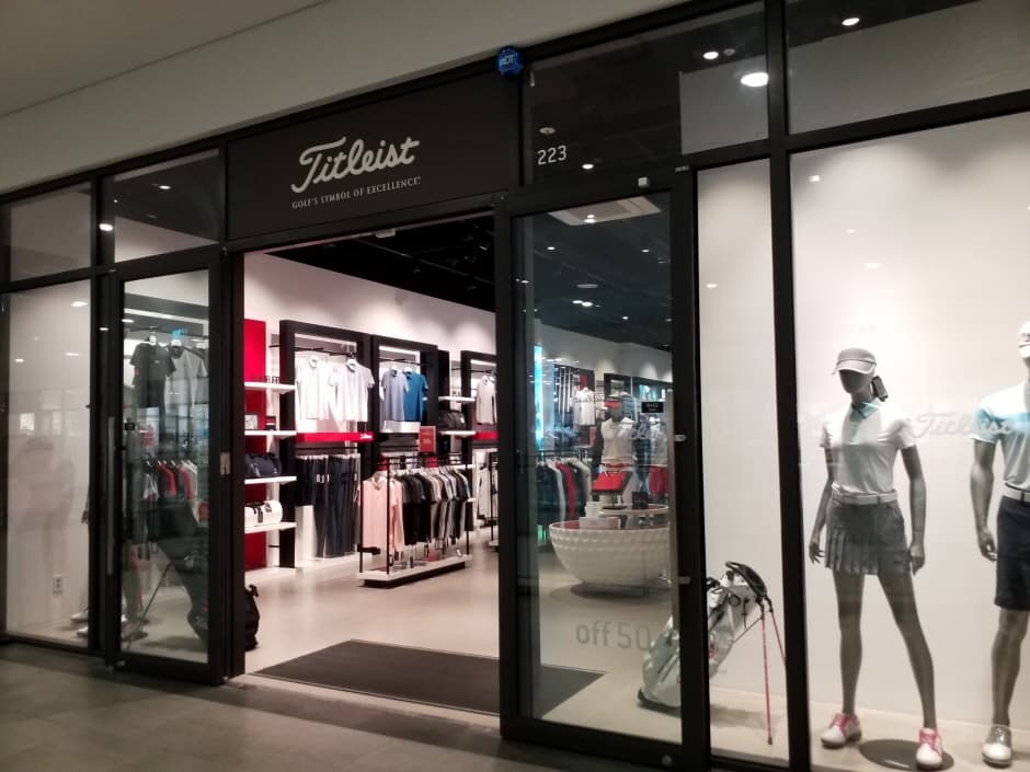 Titleist - Hyundai Premium Outlets Songdo Branch [Tax Refund Shop](타이틀리스트 현대프리미엄아울렛 송도점)