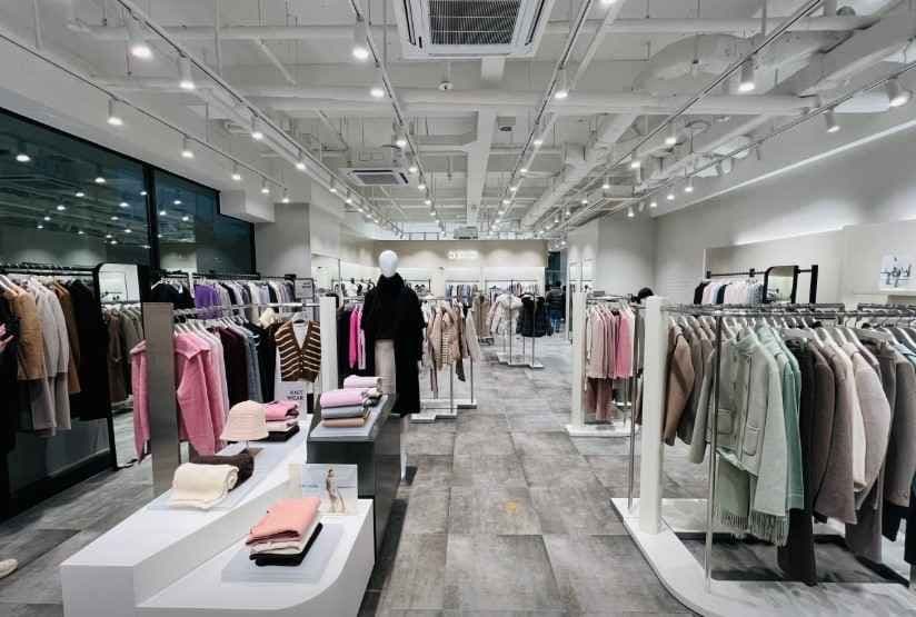 SHESMISS Suyu Branch[Tax Refund Shop](쉬즈미스 수유직영점)