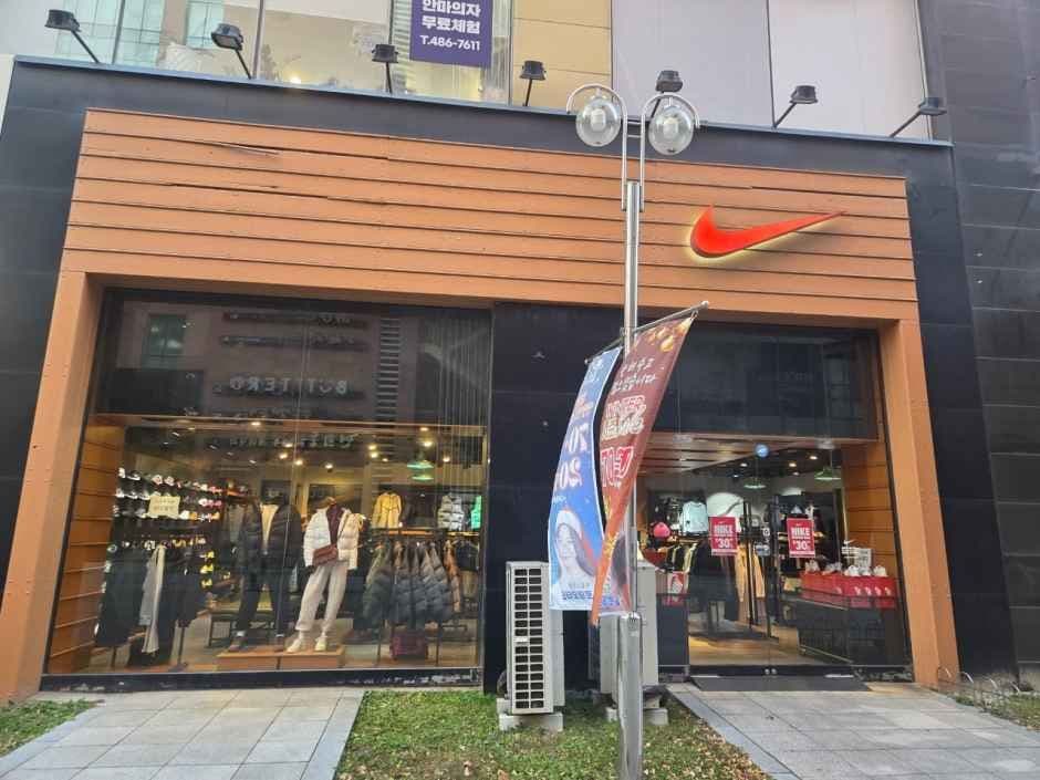 Nike Tanbang Rodeo Branch [Tax Refund Shop](나이키 탄방로데오점)