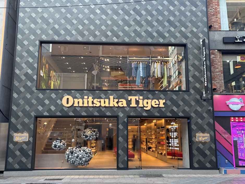 Onitsuka Tiger - Gwangbok Branch [Tax Refund Shop](오니츠카타이거 광복점)