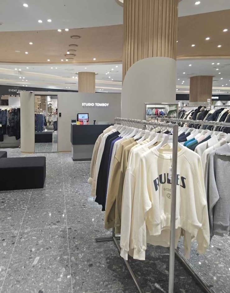 Tomboy - Hyundai Outlets Gasan Branch [Tax Refund Shop](톰보이 현대아울렛 가산점)