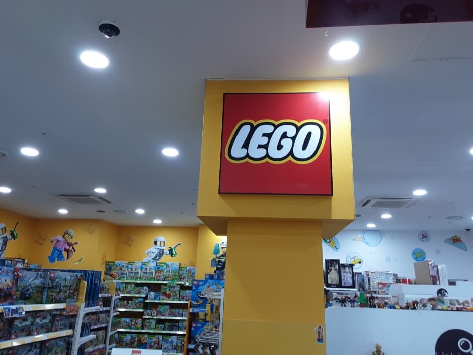 Lego - Hyundai Premium Outlets Gimpo Branch [Tax Refund Shop](레고 현대프리미엄아울렛 김포점)