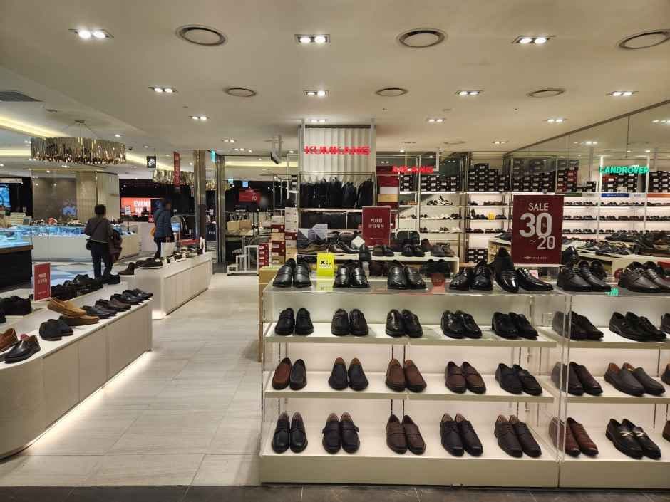 Kumkang Shoes - NC Singuro Branch [Tax Refund Shop](금강제화 NC 신구로점)