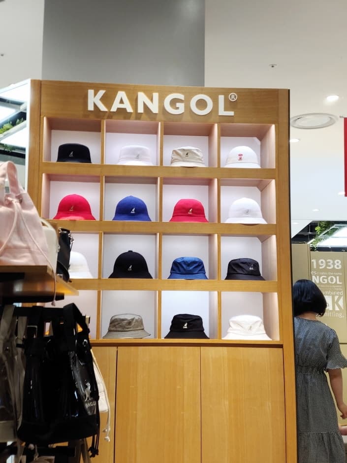 Kangol - Lotte Premium Outlets Giheung Branch [Tax Refund Shop](캉골키즈 롯데프리미엄아울렛 기흥점)