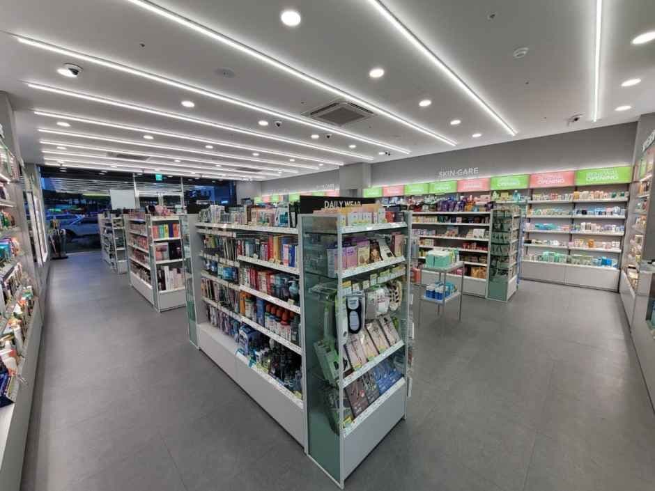 Olive Young Mokpo Ogam Branch [Tax Refund Shop](올리브영 목포옥암점)