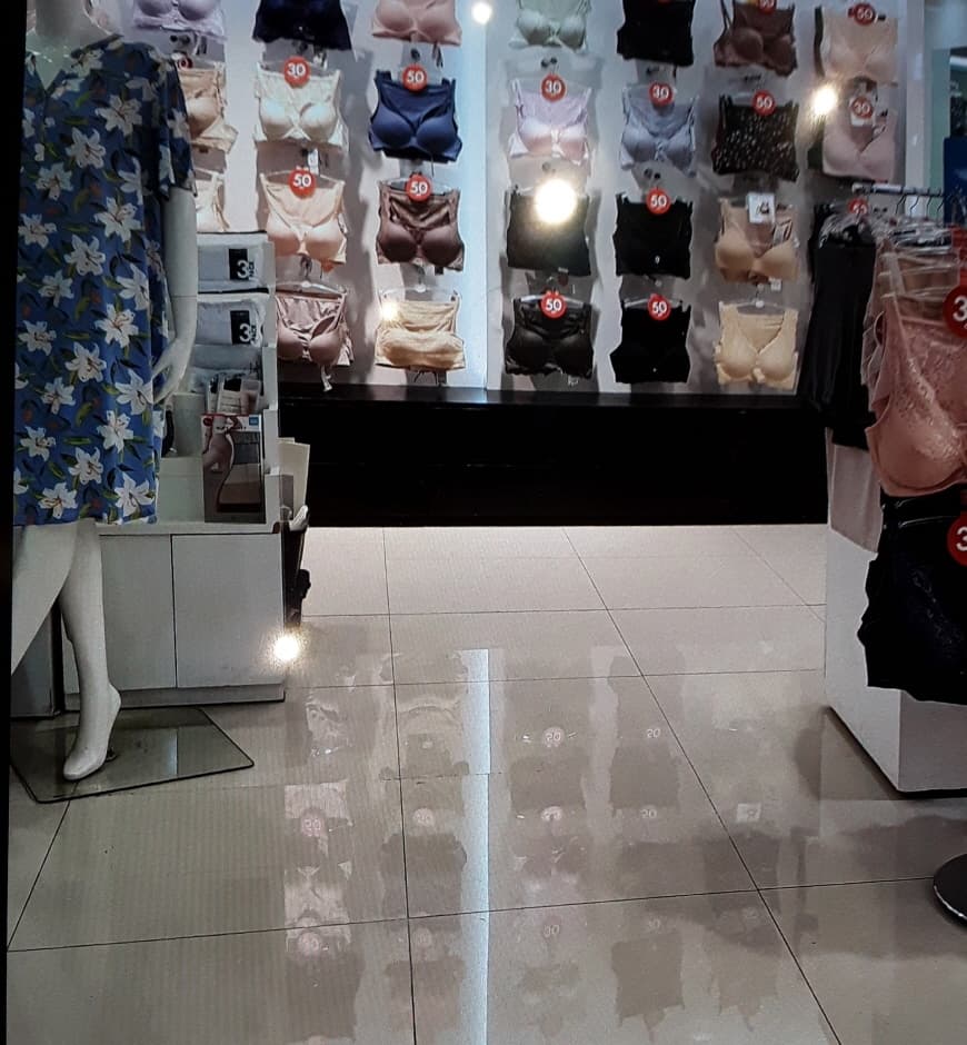 Vivien - Hyundai Outlets Gasan Branch [Tax Refund Shop](비비안 현대아울렛 가산점)