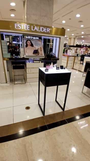 Estée Lauder - Lotte Department Store Gwanak Branch [Tax Refund Shop](에스티로더 롯데백화점 관악점)