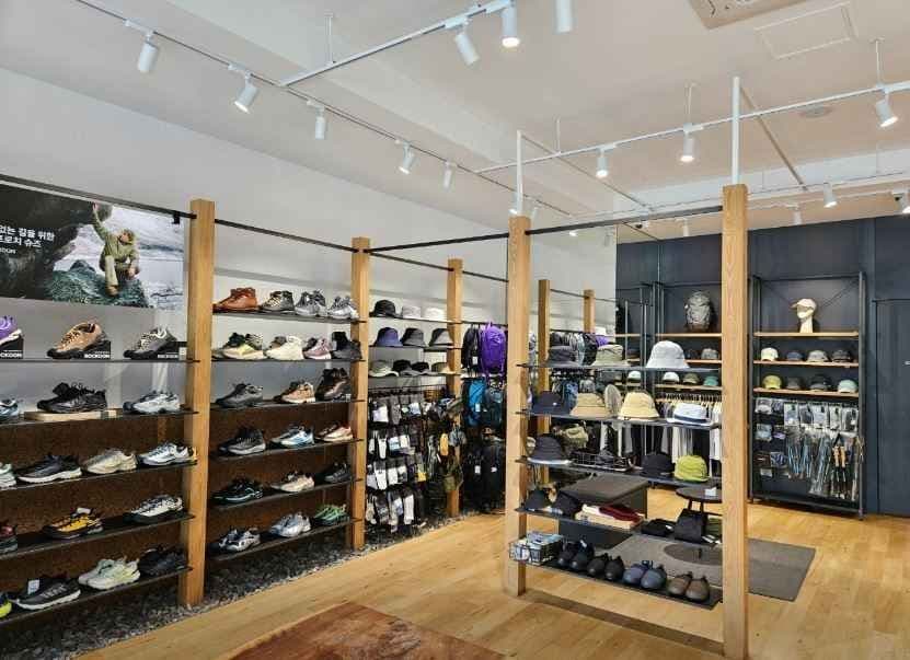 Kolon Sport Gangneung Seongnae Branch [Tax Refund Shop](코오롱스포츠 강릉성내점)