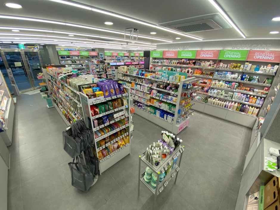 Olive Young - Daegu Suseong 4(sa)-ga Branch [Tax Refund Shop](올리브영 대구수성4가점)