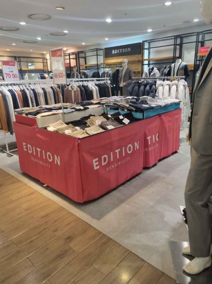 Edition - Hyundai Outlets Gasan Branch [Tax Refund Shop](에디션 현대아울렛 가산점)