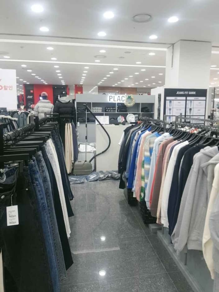 Plac - MODA Outlet Incheon Branch [Tax Refund Shop]  (플랙 모다아울렛 인천점)(플랙 모다아울렛 인천점)