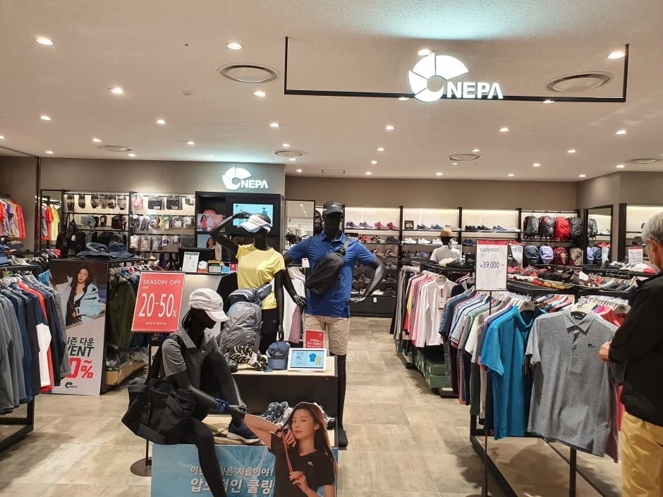 Nepa - Lotte Mall Gwangmyeong Branch [Tax Refund Shop](네파 롯데몰 광명점)