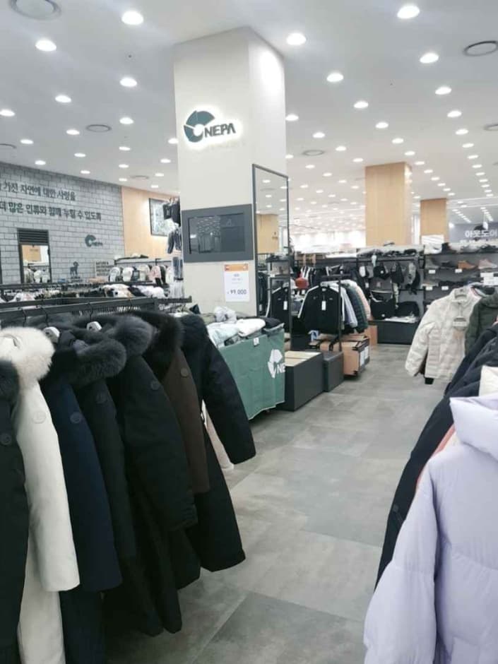 Nepa - MODA Outlet Incheon Branch [Tax Refund Shop]  (네파 모다아울렛 인천점)(네파 모다아울렛 인천점)