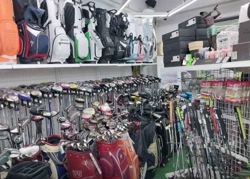 Golf 79s Dongnae Branch[Tax Refund Shop](골프프렌드골때려골프 동래점)
