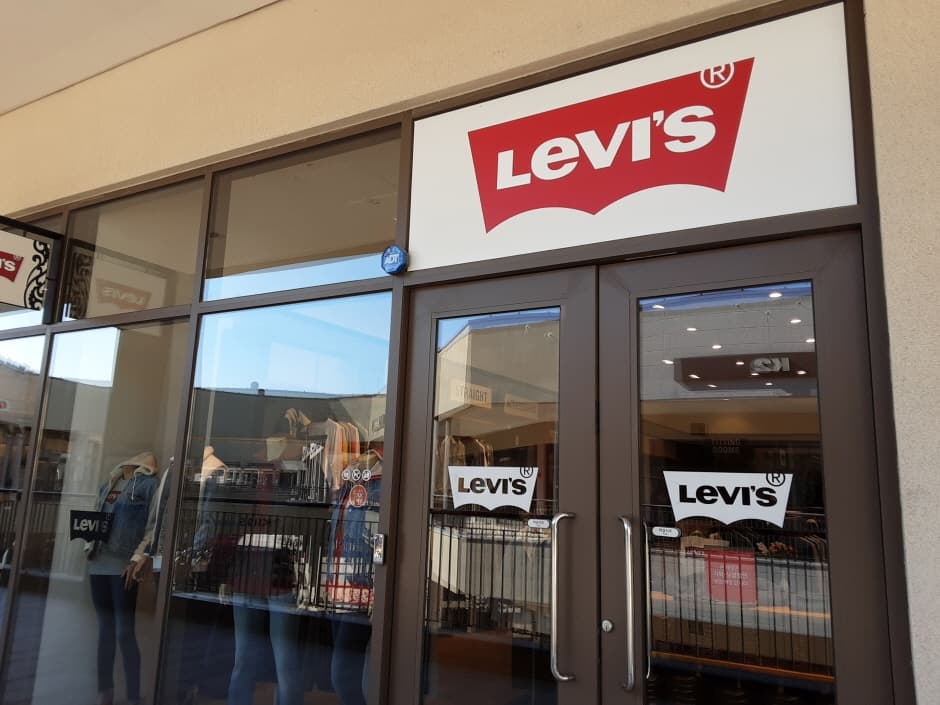Levi’S - Lotte Outlets Buyeo Branch [Tax Refund Shop](리바이스 롯데아울렛 부여점)