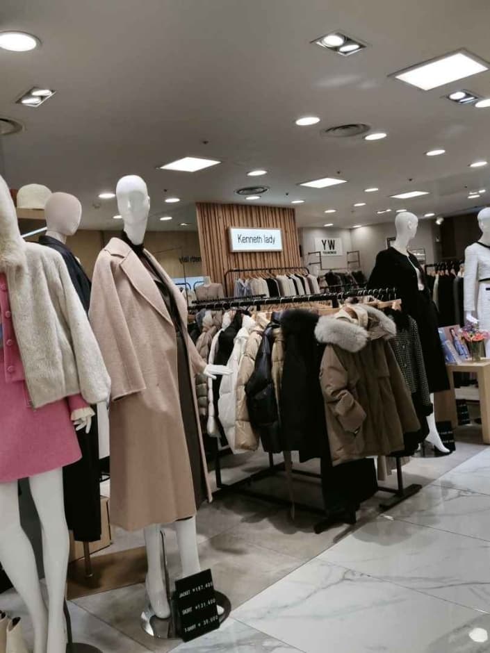 Kenneth Lady - Newcore Outlets - Pyeongchon Branch [Tax Refund Shop](케네스레이디 뉴코아아울렛 평촌점)