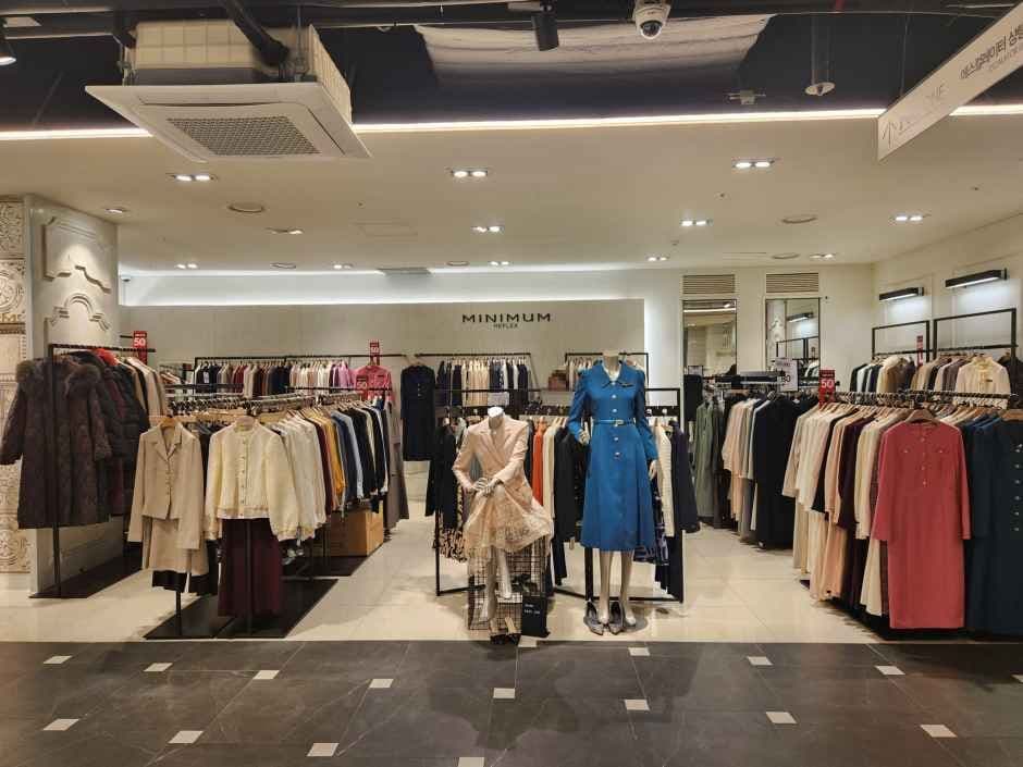 Minimeom - NC Singuro Branch [Tax Refund Shop](미니멈 NC 신구로점)