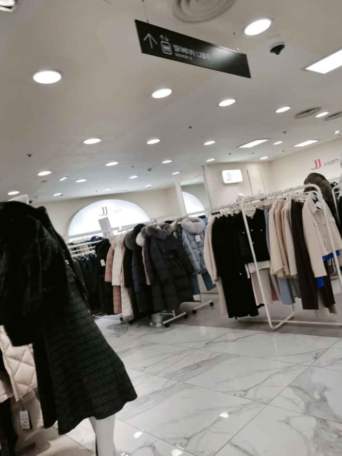 JJ Jigott - Newcore Outlets - Pyeongchon Branch [Tax Refund Shop](JJ지고트 뉴코아아울렛 평촌점)