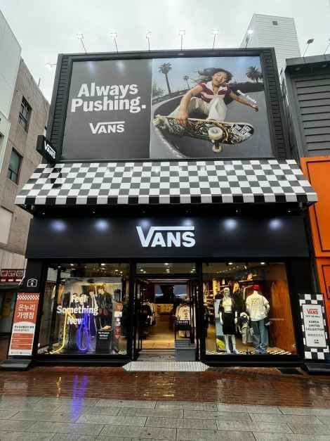 Vans - Dongseong-ro Branch [Tax Refund Shop](반스 동성로점)