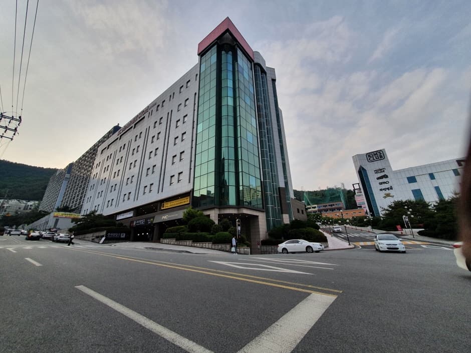 NC Department Store - Suncheon Branch [Tax Refund Shop](NC백화점 순천점)