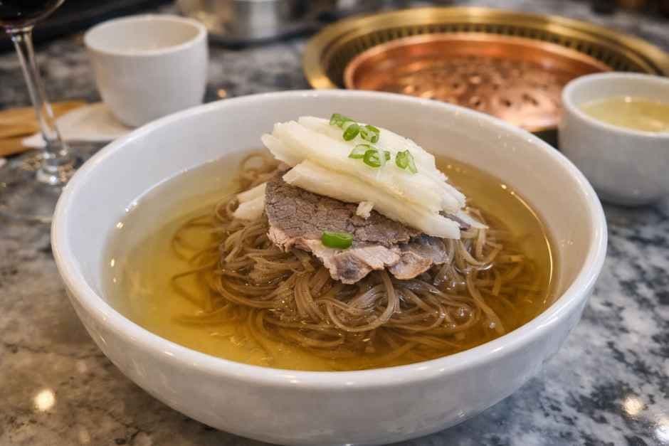 Usuok Jeongja Main Branch (우수옥 정자본점)