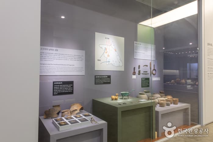 Chuncheon National Museum (국립춘천박물관)