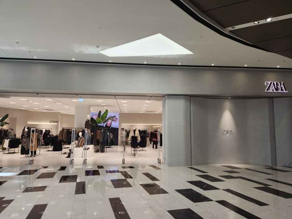 Zara - IFC Mall Branch [Tax Refund Shop](ZARA IFC몰점)