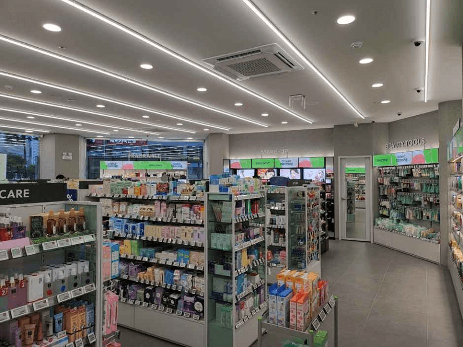 Olive Young Bucheon Sangdong Branch [Tax Refund Shop](올리브영 부천상동사거리점)