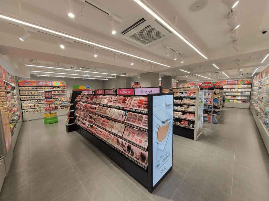 Olive Young Gyeongbokgung Station Branch [Tax Refund Shop](올리브영 경복궁역점)