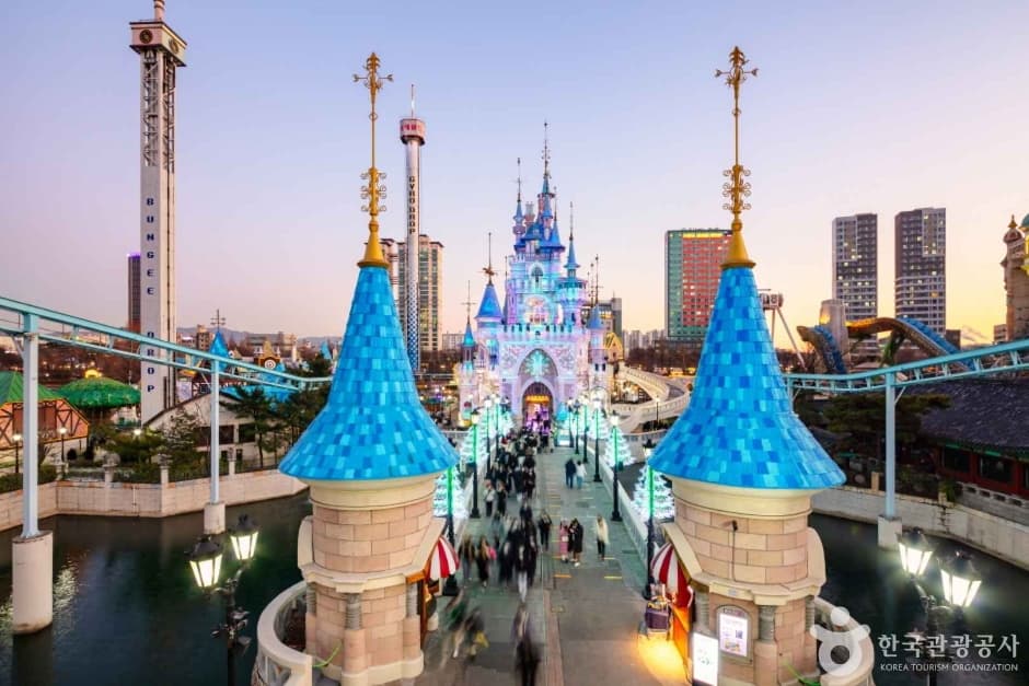 Lotte World(롯데월드 어드벤처)