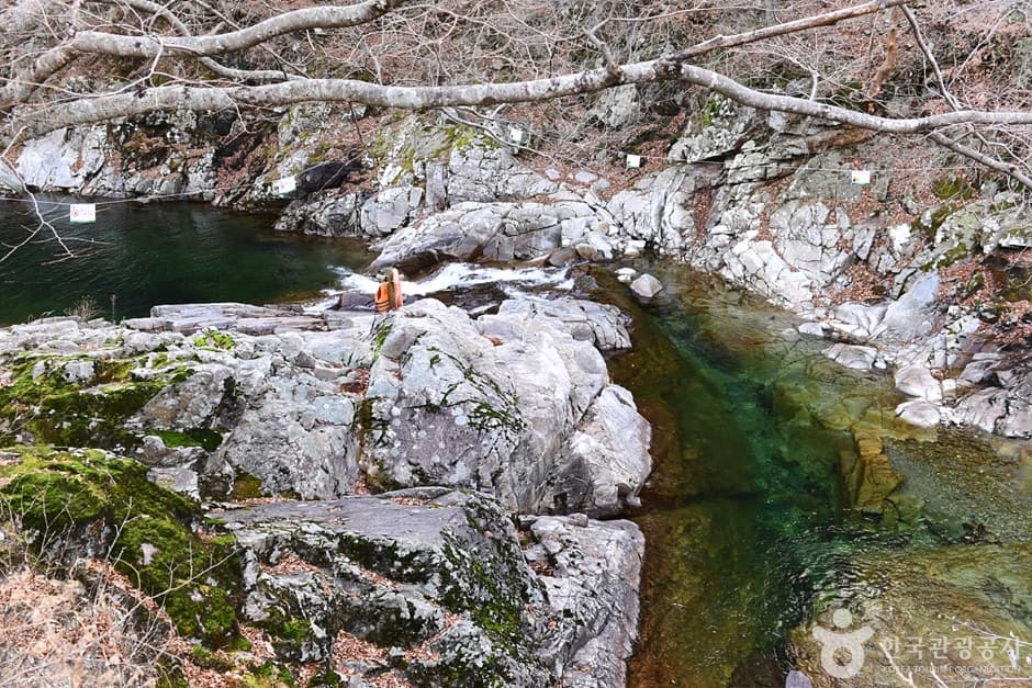 Dalgunggyegok Valley (달궁계곡)