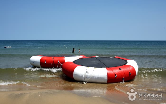 Yangyang Dongho Beach (동호해변(양양))