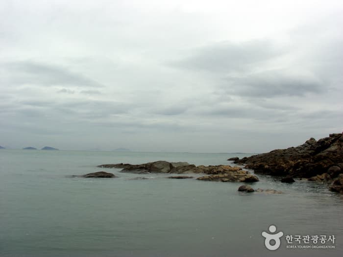 Gosapo Beach (고사포해수욕장)